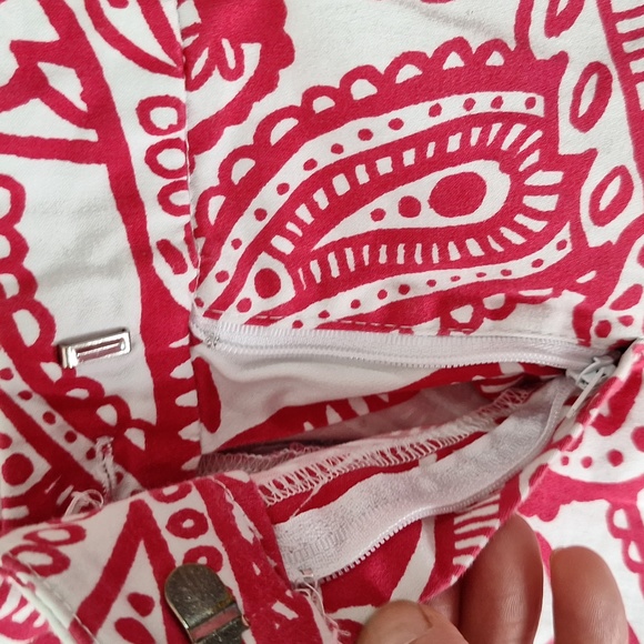 Kenji Anthropologie flat front shorts - size 6 - hot pink/white - Picture 3 of 8